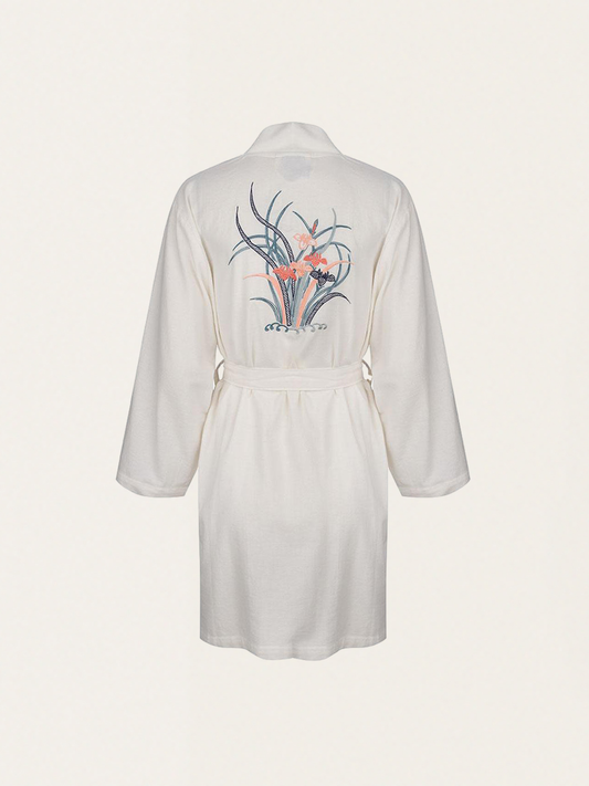 Kimono mit zarter Le Voyage-Stickerei