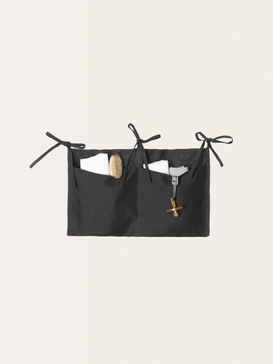 Linen crib organizer