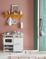 Kitchen with Kid's Hube dishwasher