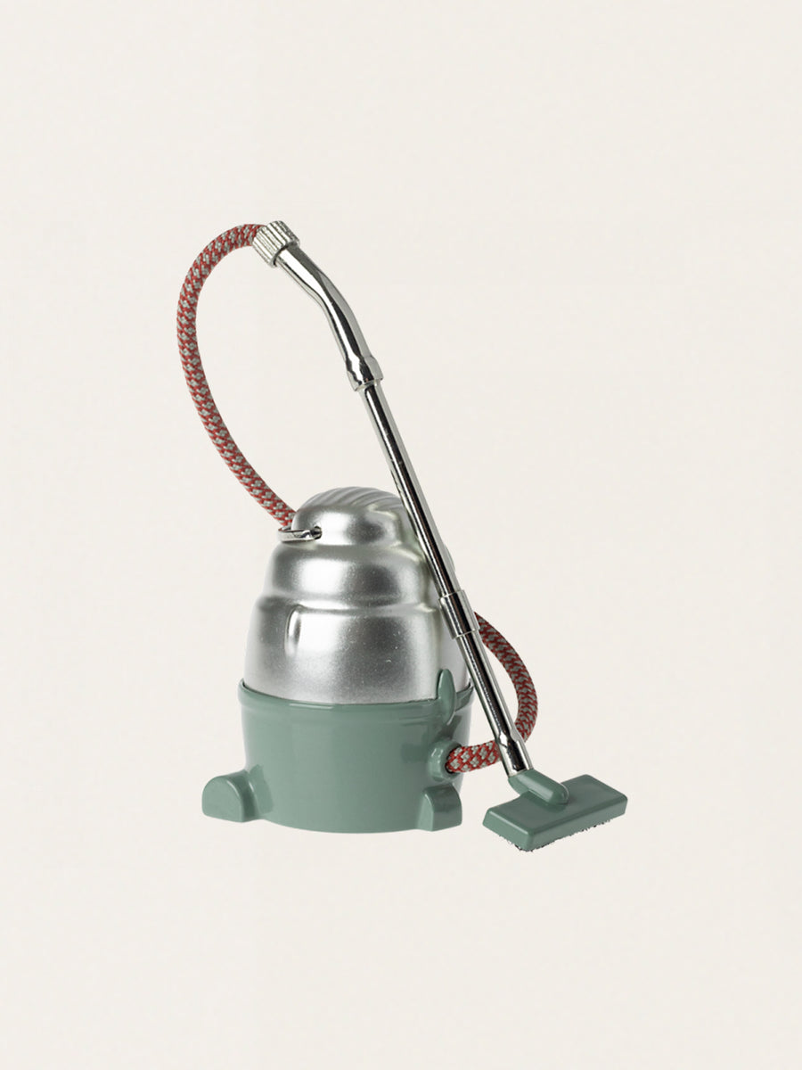 Miniature vacuum cleaner for mice and bunnies