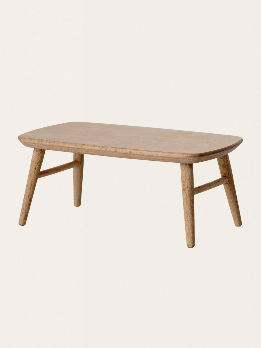 Coffee table for the mouse house
