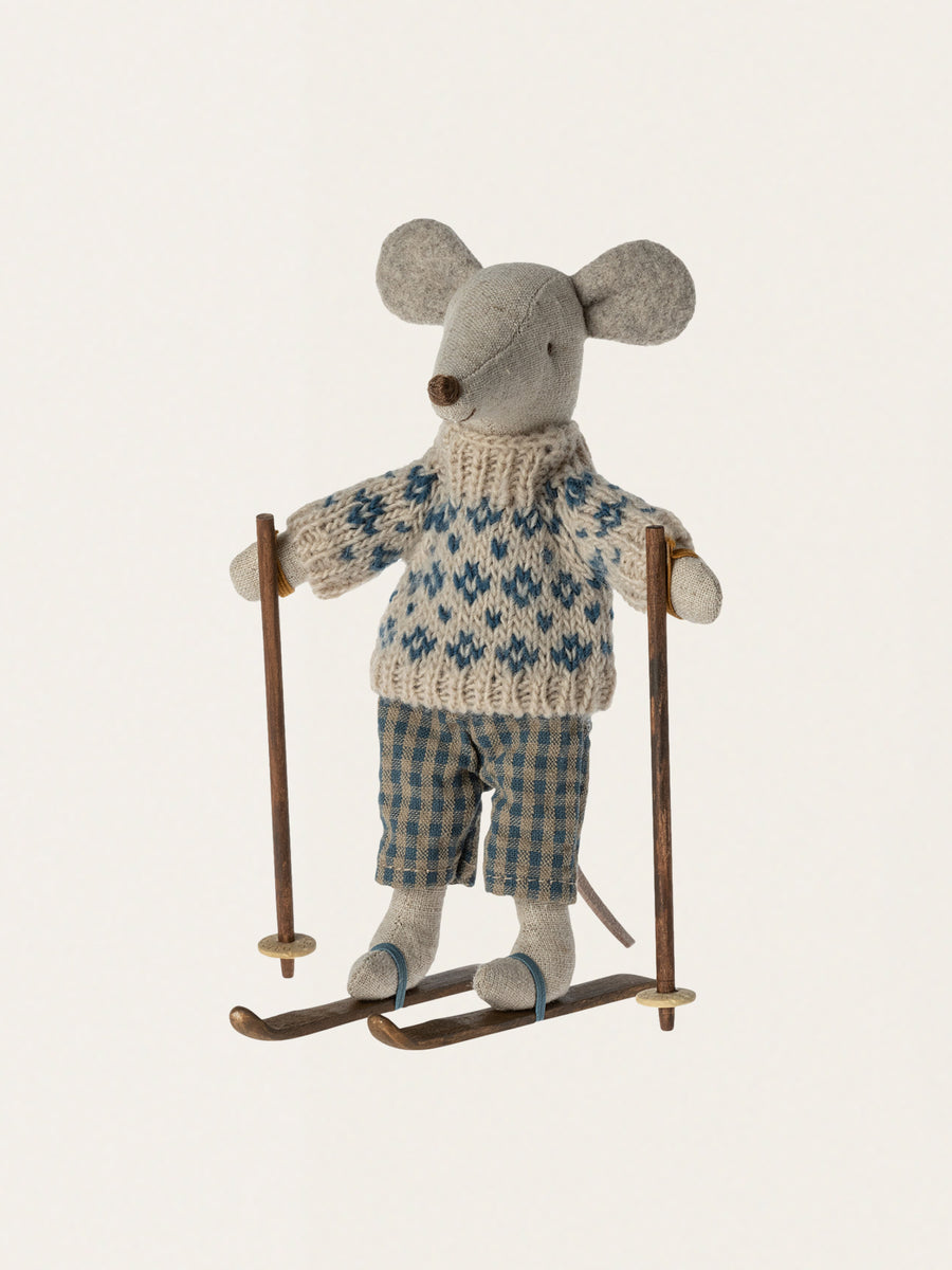 Winter Mouse Dad Skier