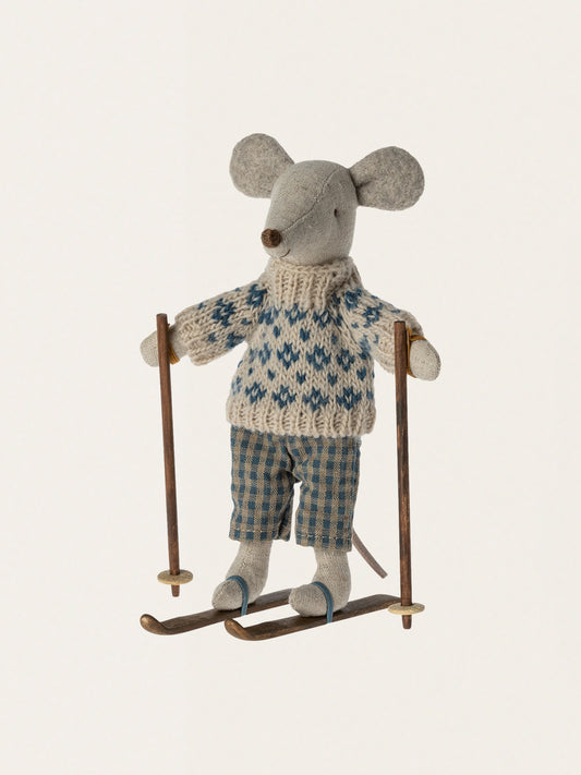 Wintermaus-Papa-Skifahrer