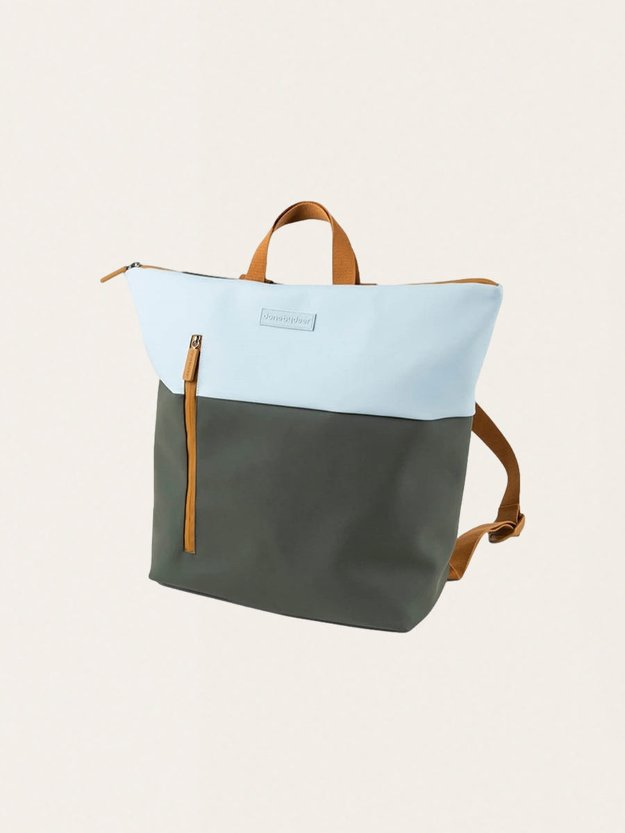Multifunktionaler Rucksack mit Wickeltisch