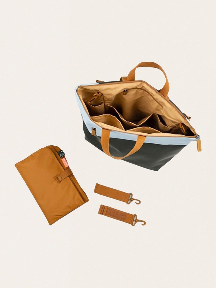 Multifunktionaler Rucksack mit Wickeltisch