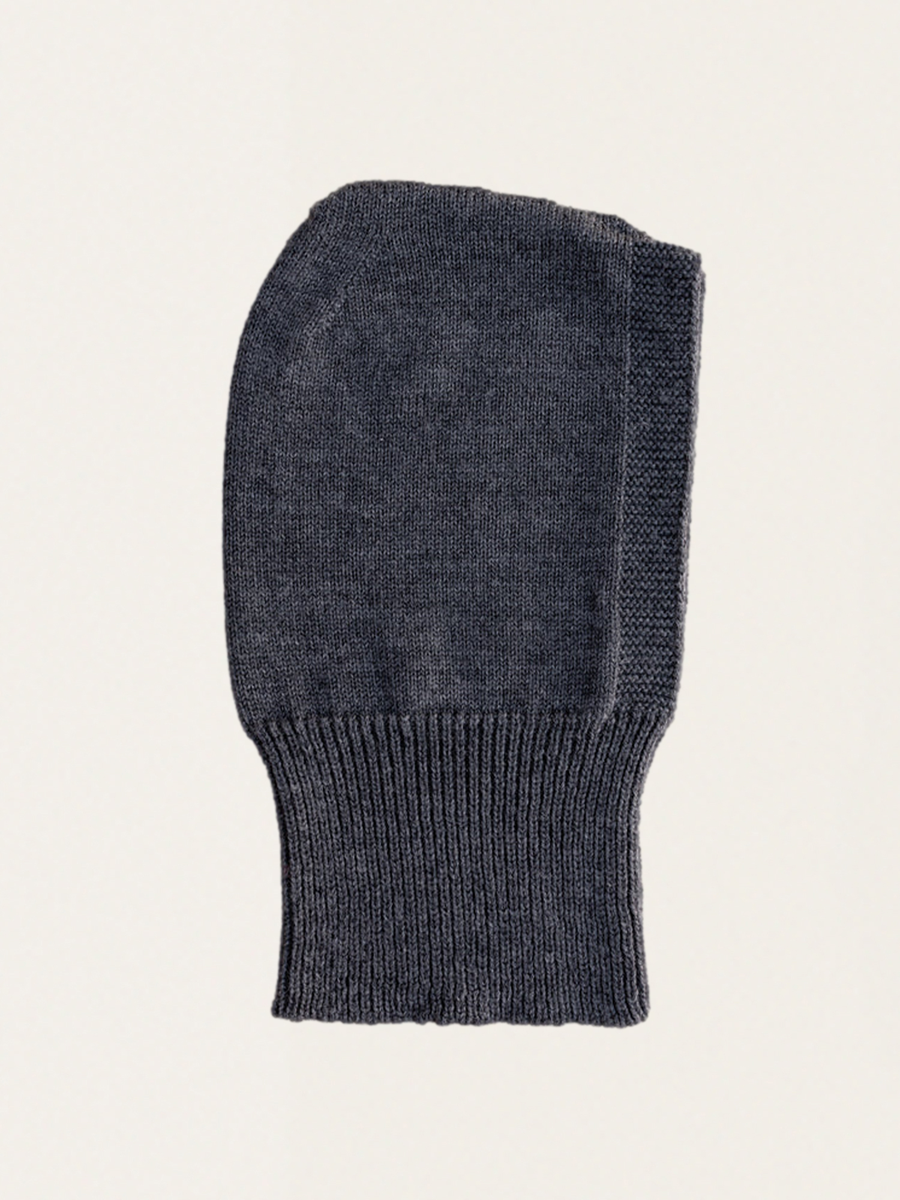 Seamless balaclava made of Italian merino wool