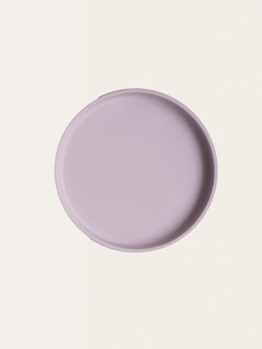 Silicone plate with suction cup