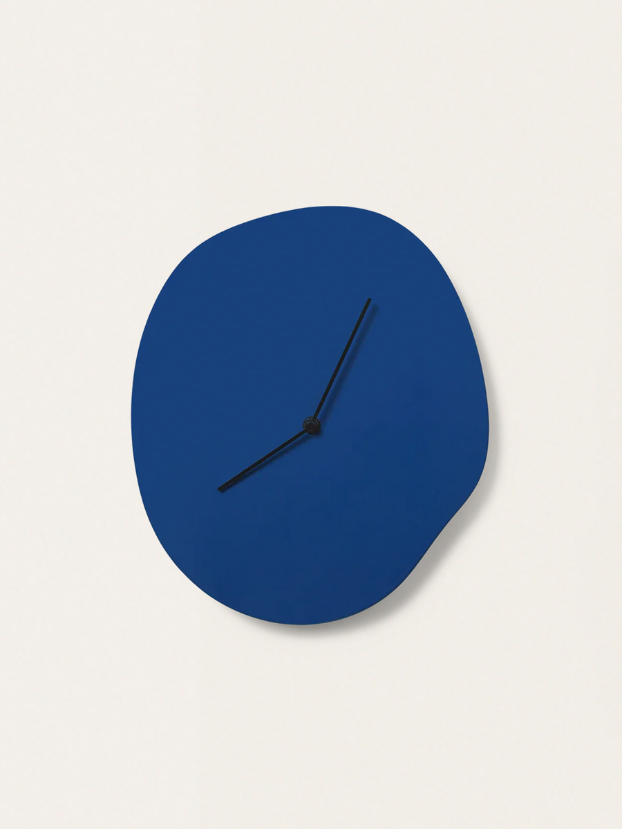 Melt wall clock