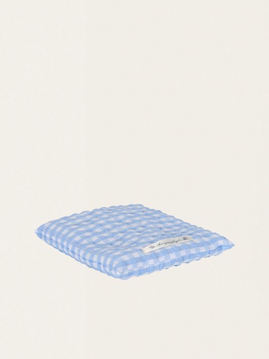 Milou plush dog with bed