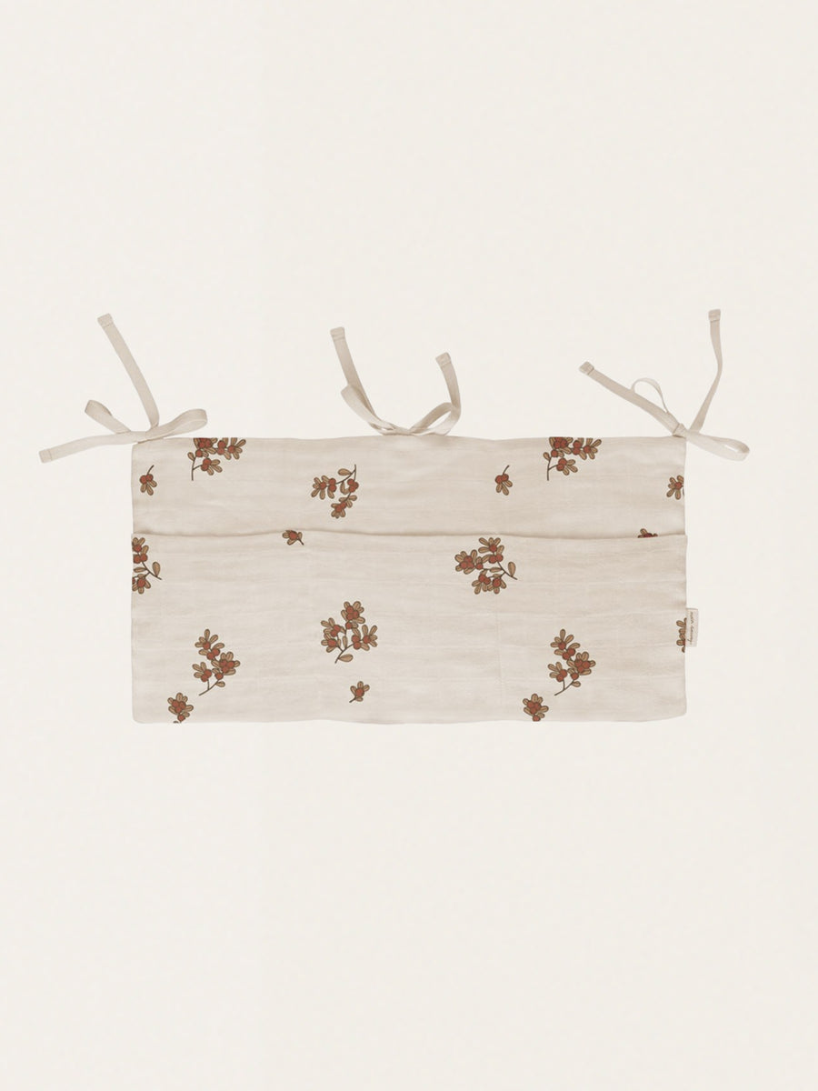 Muslin crib organizer