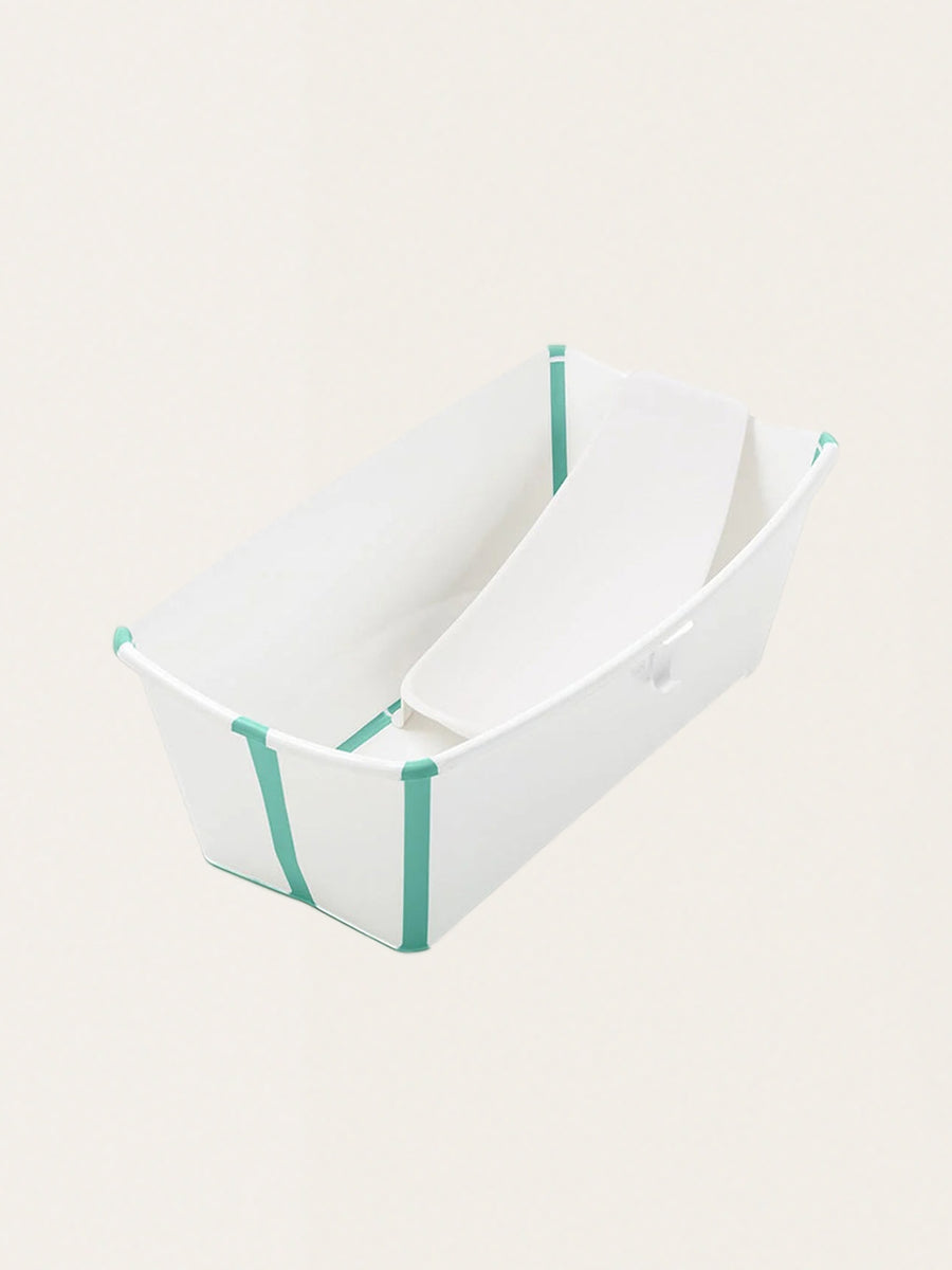 Foldable baby bathtub with Flexi Bath Bundle insert