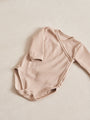 Roe &amp; Joe Bio-Baumwoll-Body mit Envelope-Design 