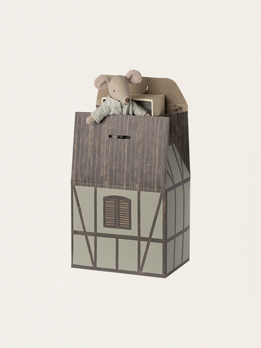 Geschenktüte aus Papier im Landhausstil