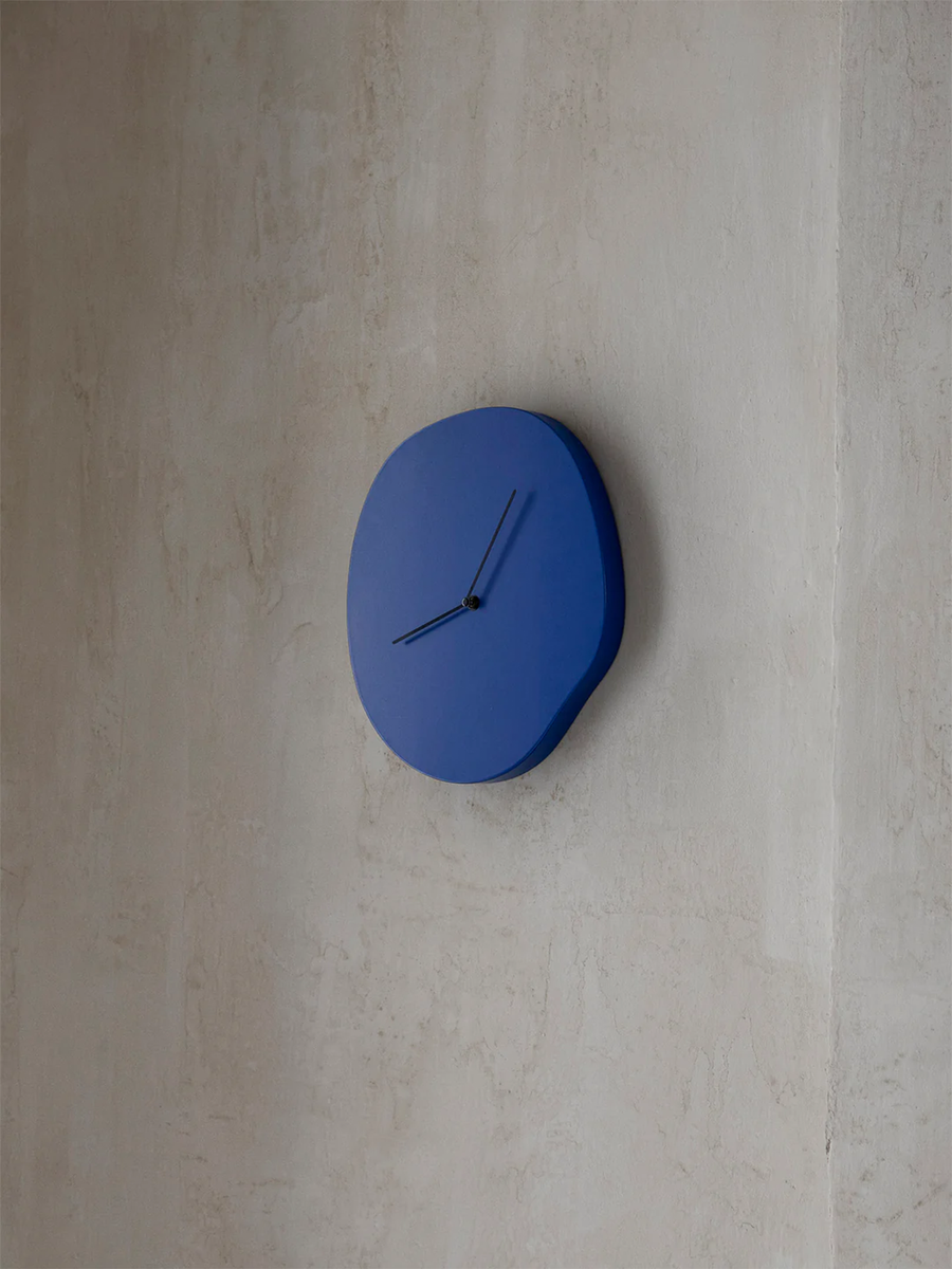 Melt wall clock