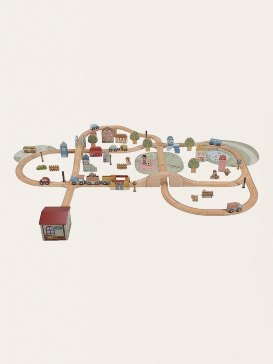 Wooden train with a town - 114 pieces