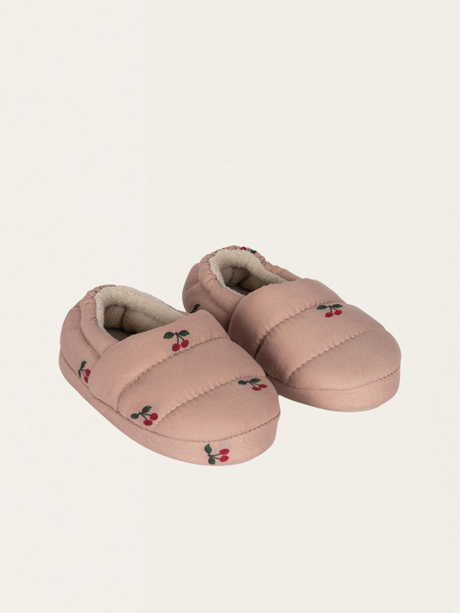 Globe insulated slippers