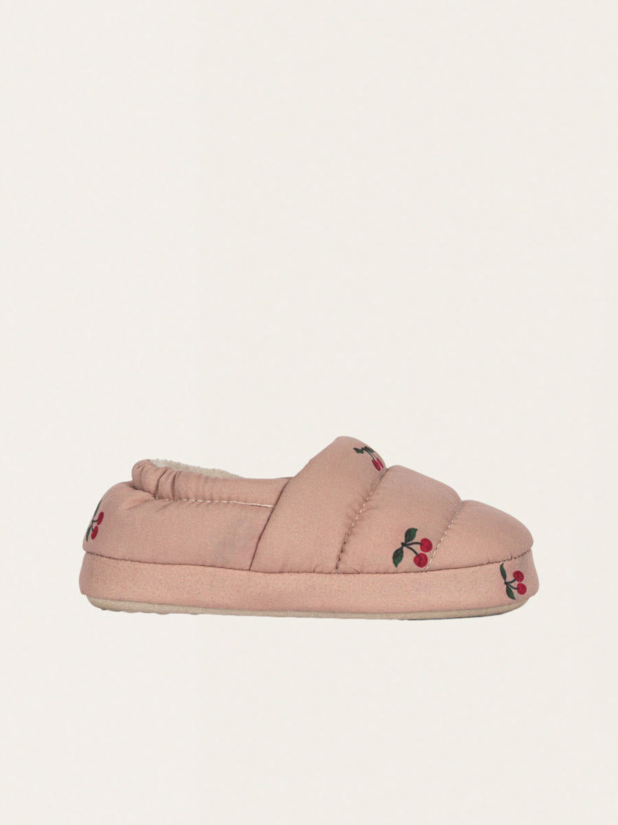 Globe insulated slippers
