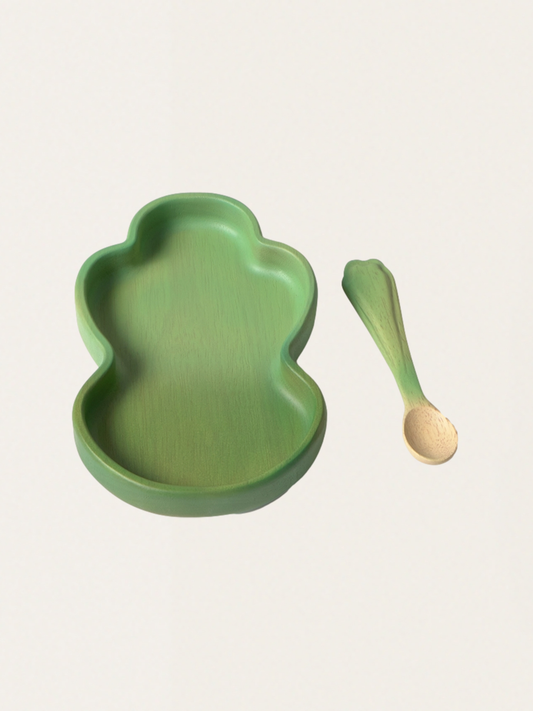 Wooden plate with Kale spoon
