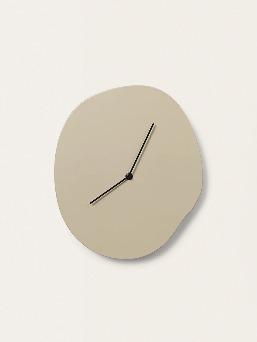 Melt wall clock