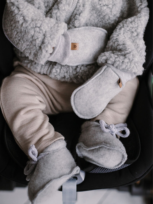 Sierra Premium Wool String Gloves