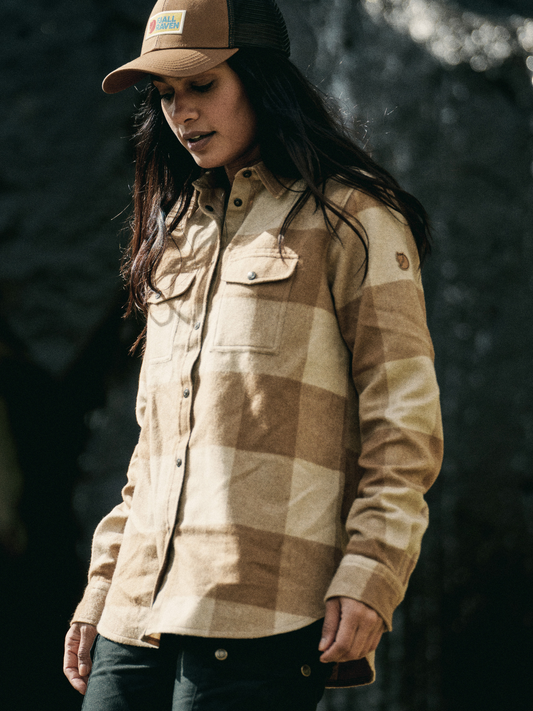 Kanadisches Flanellhemd in Buchweizenbraun – Hellbeige
