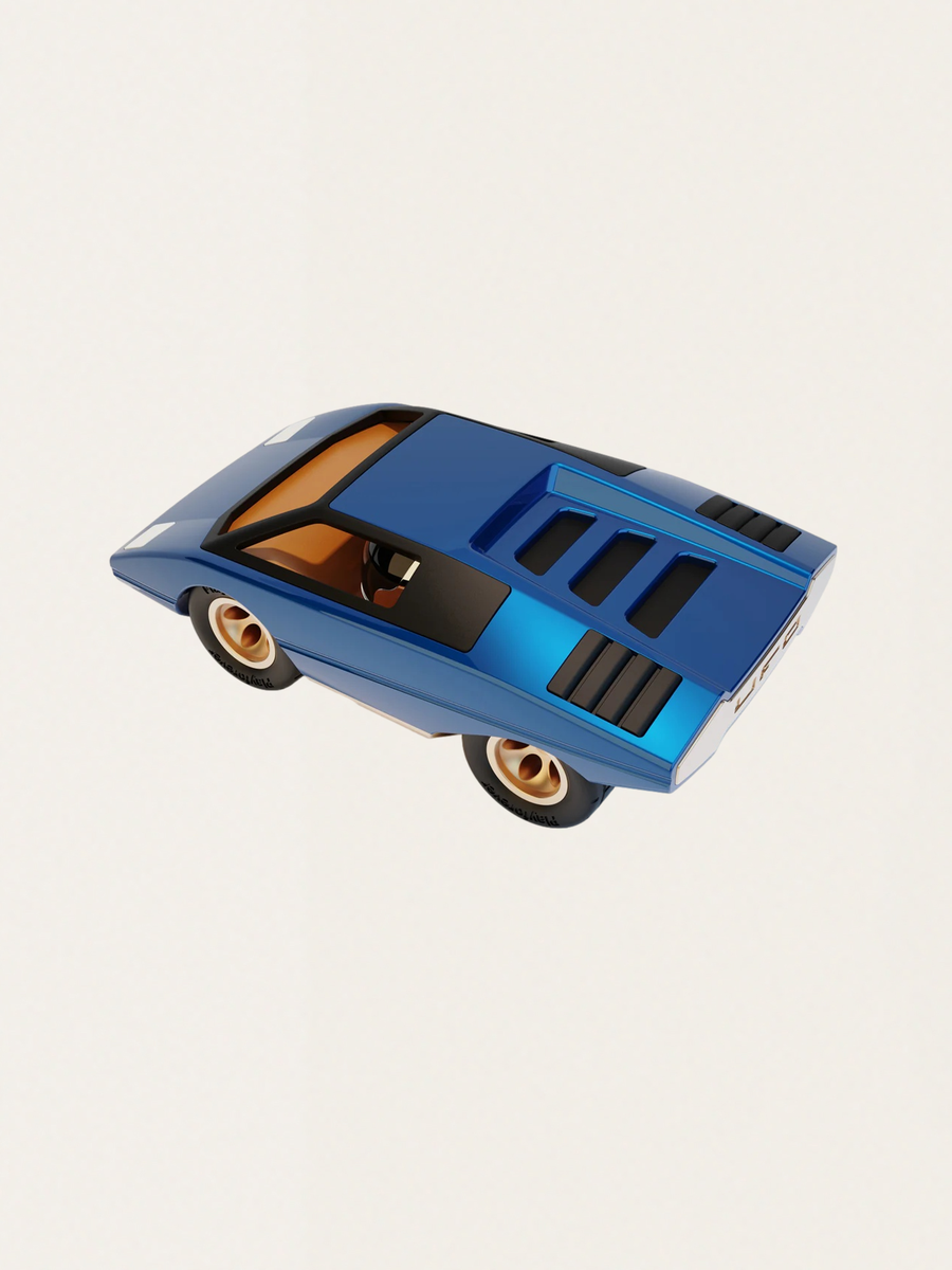 Vintage-UFO-Auto im Lamborghini-Stil
