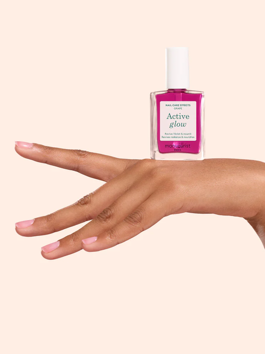 Odżywczy lakier do paznokci Active Glow™