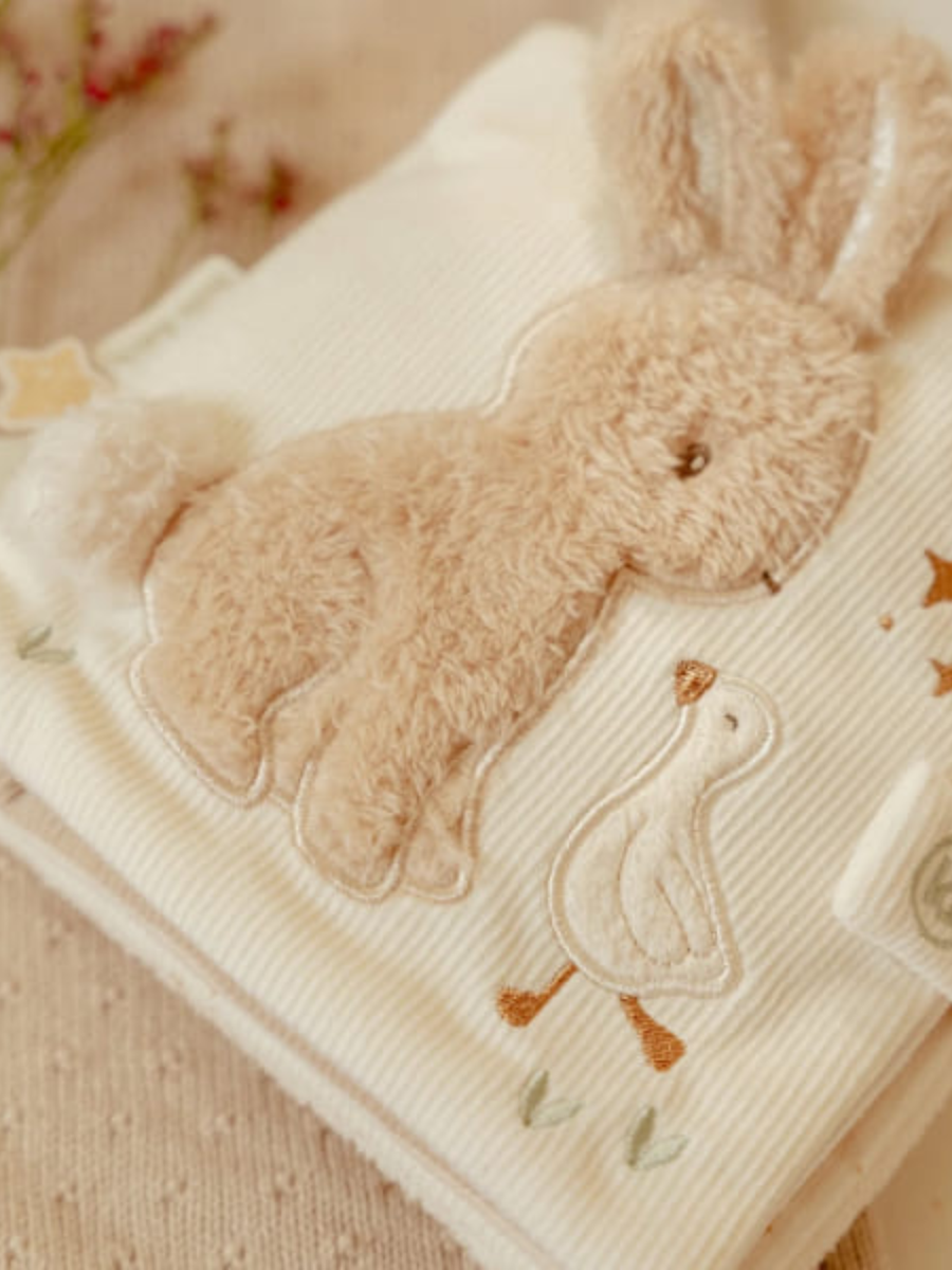 Newborn Naturals Large Sensory Book