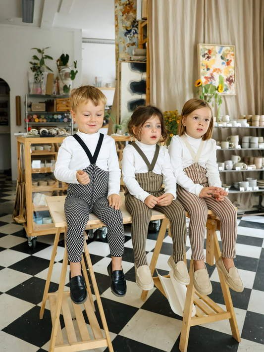 Bawełniane legginsy na szelkach w stylu retro