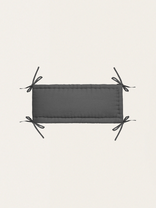 Quilted linen cot bumper