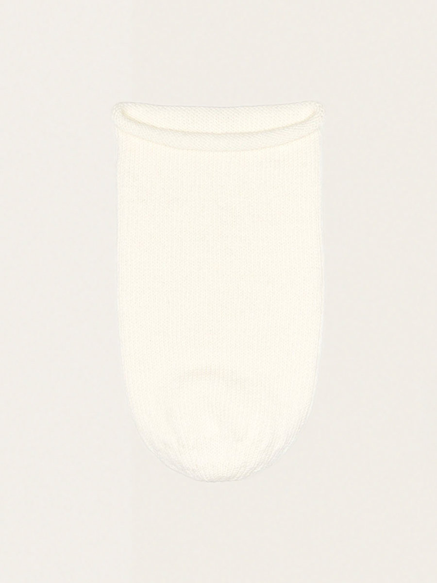 A delicate cocoon made of certified merino wool