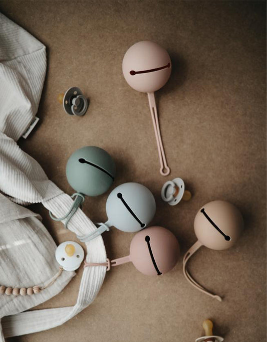 Silicone pacifier case