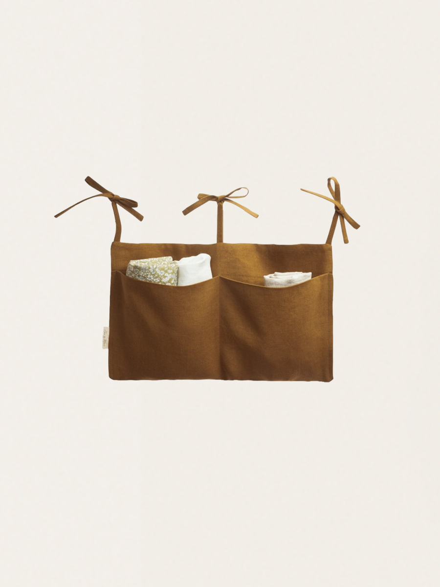 Linen crib organizer