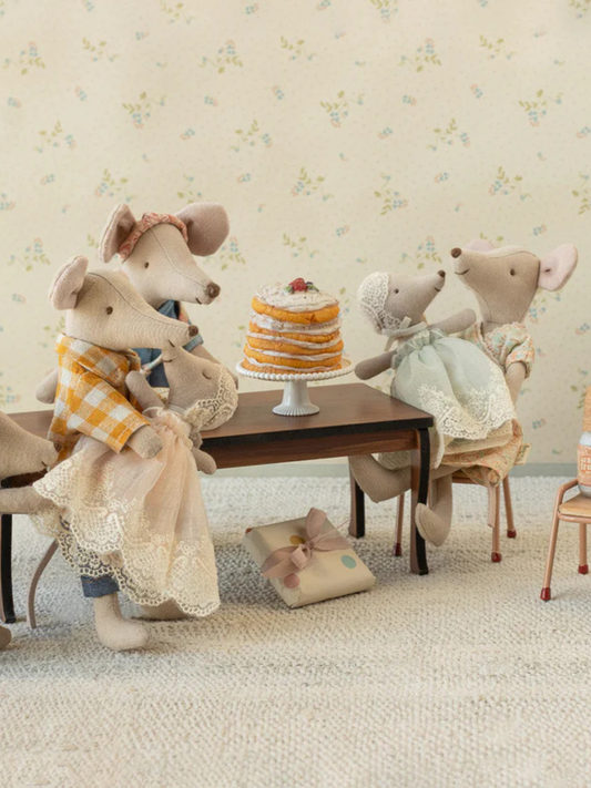 Myszka Baby Mouse w sukience