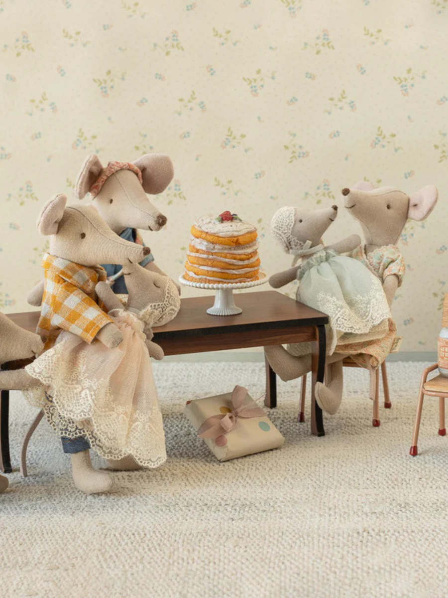 Myszka Baby Mouse w sukience
