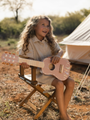 Drewniana gitara Safari Friends