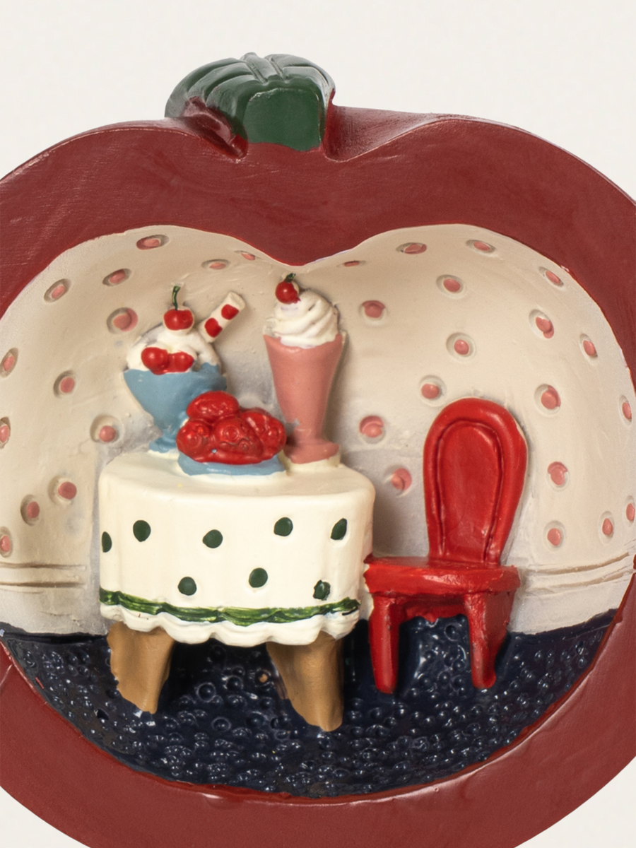 Dekoracyjna wisienka - Mini cherry surprise house