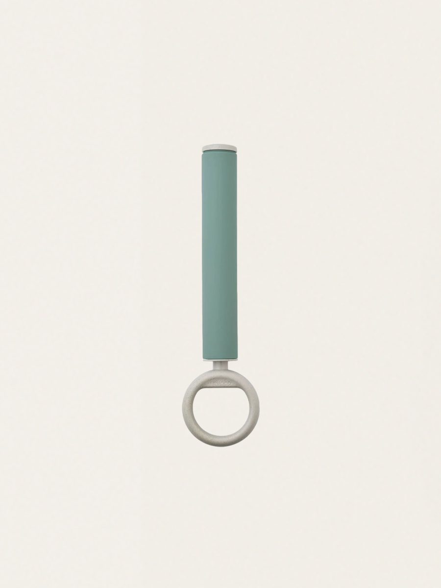 Miguel water spray toy
