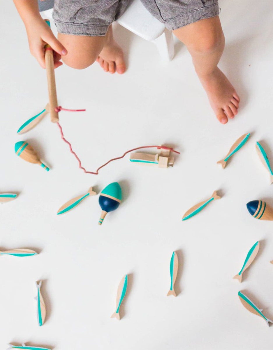 Fishing kit in a felt bag